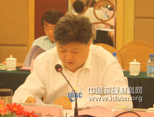 滎陽市委書記馬鎖文在鄭州新材料產(chǎn)業(yè)集聚區(qū)發(fā)展規(guī)劃評審會上的表態(tài)發(fā)言