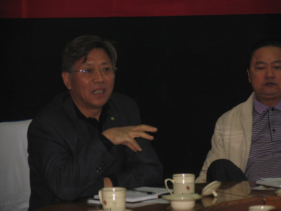 超硬材料及制品“行業(yè)發(fā)展政策建議研討會”在鄭州勝利召開！