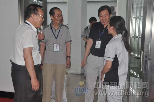 王光祖教授一行柘城走訪系列報道——走進(jìn)惠豐金剛石有限公司