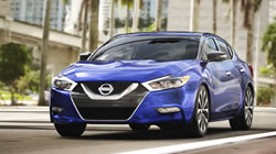 鄧祿普輪胎為東風(fēng)日產(chǎn)西瑪[MAXIMA]提供配套