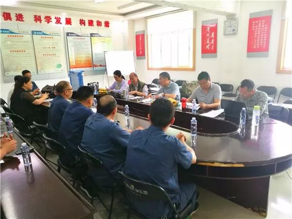 黃河旋風(fēng)超硬材料事業(yè)部順利通過安全標(biāo)準(zhǔn)化評(píng)審工作