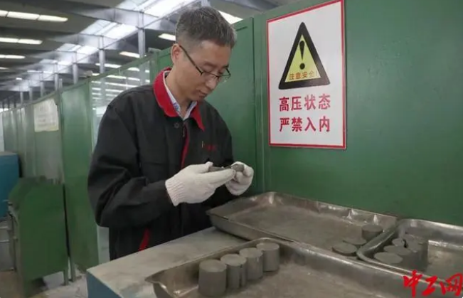 中國(guó)夢(mèng)·大國(guó)工匠篇丨張存升：科技創(chuàng)新淬煉“金剛鉆”