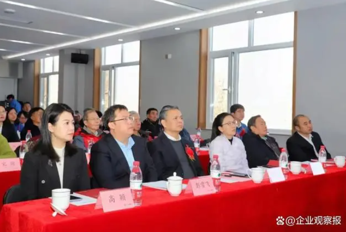 晶體院：中國建材集團新材料技術(shù)引領(lǐng)者