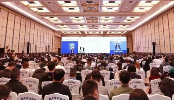 鋼價(jià)兩年下降近四成，“以舊換新”能讓鋼鐵行業(yè)走出寒冬嗎？
